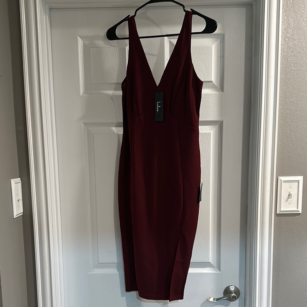 Elegant Burgundy Midi Dress NWT